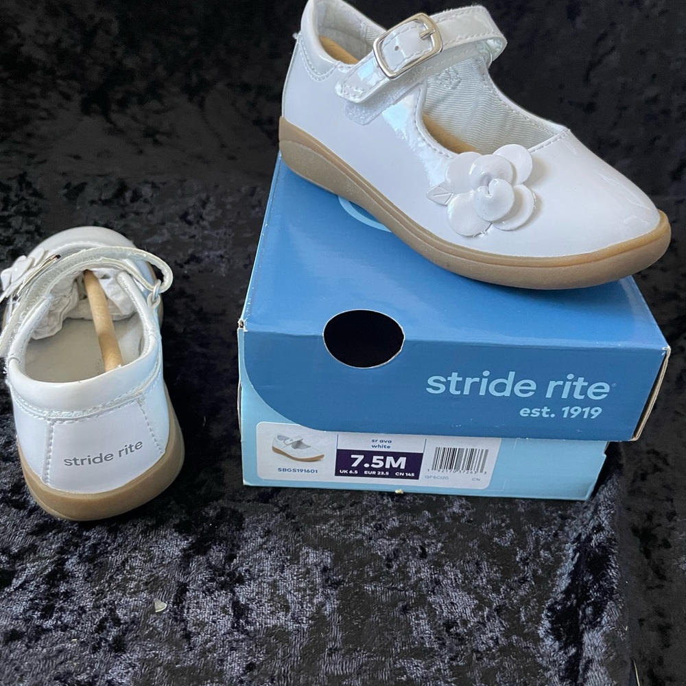 Stride Rite Toddler Ava Shoe (NIB)